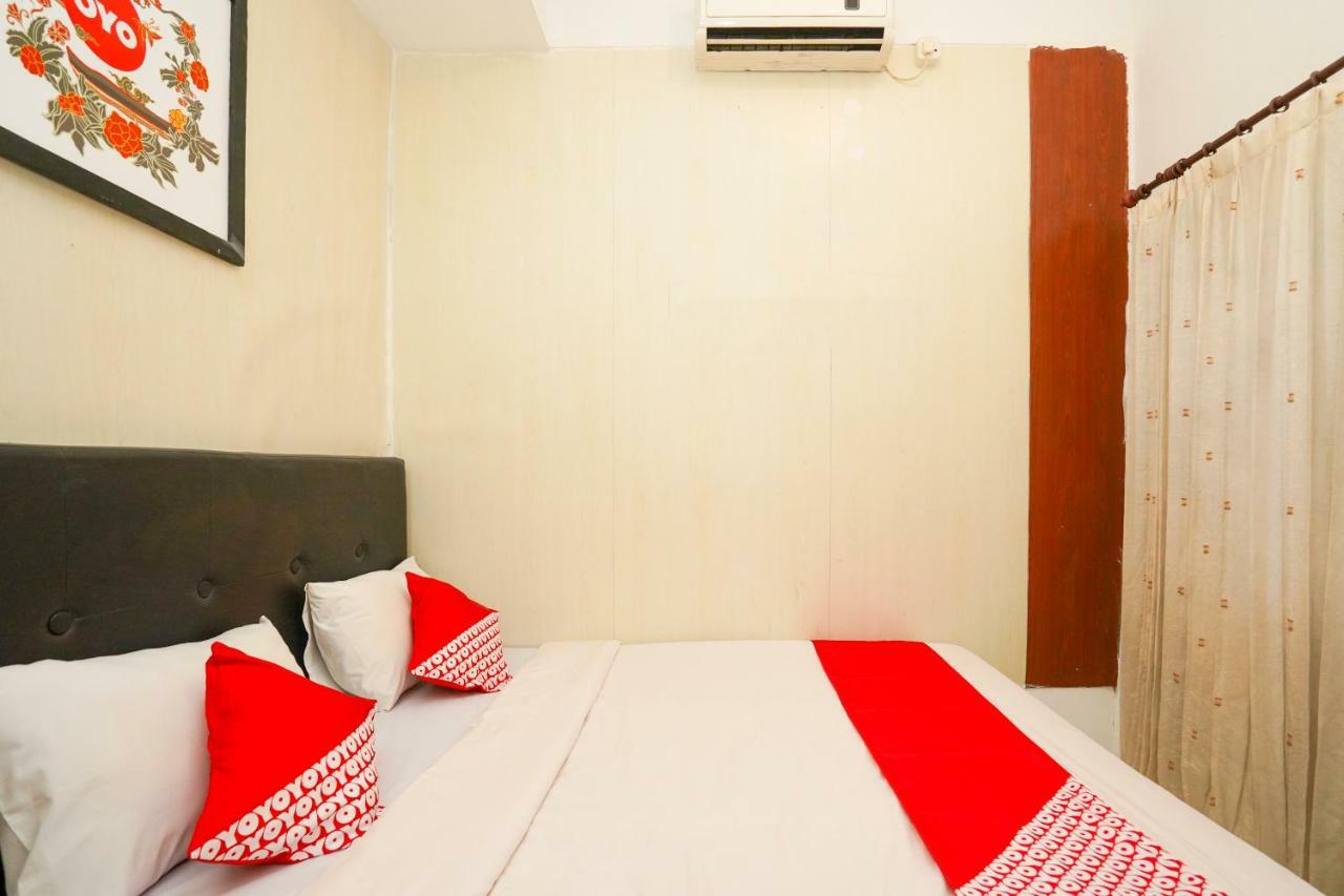Super Oyo 710 Naomi Heritage Surabaya Exterior foto